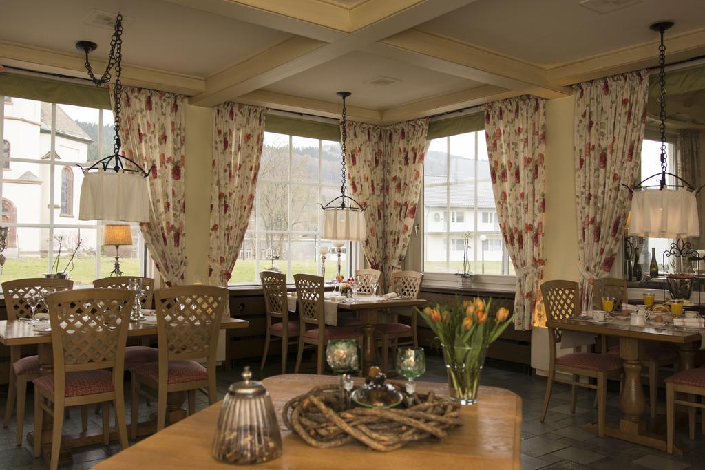 Hotel-Restaurant Schettel Olsberg Eksteriør bilde